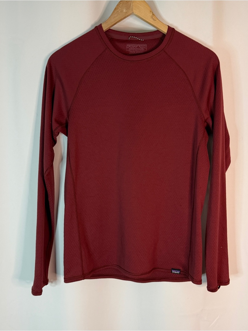 Patagonia Capilene Midweight Men's Long-Sleeve Crew in Burgundy